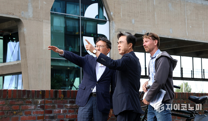 김태흠 충남도지사, NDSM Werf 시찰