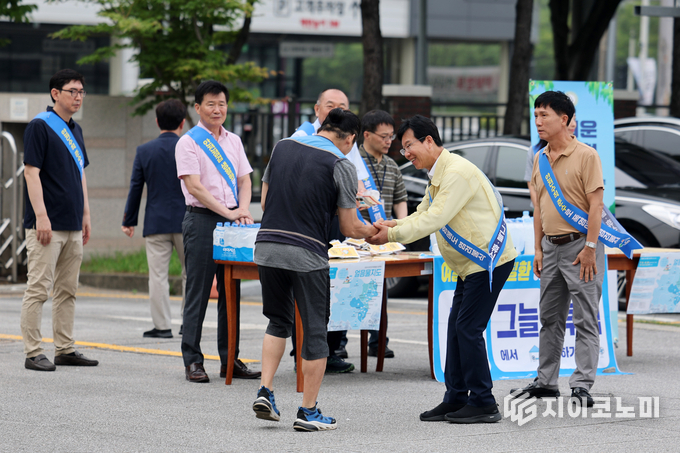 광주우편집중국 온열질환 예방 캠페인.광산구청 제공
