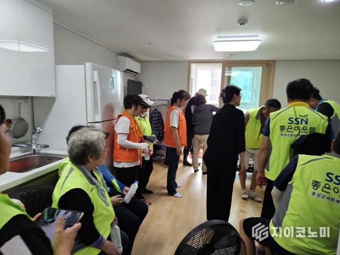 충남도 치매안심센터 70년된 노후 농가 거주 치매어르신 임대주택 이주 지원
