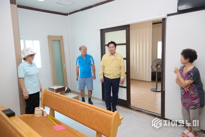 오세현 아산시장 이재민 가정 방문