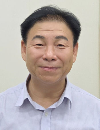 김용태 전 시민학교장
