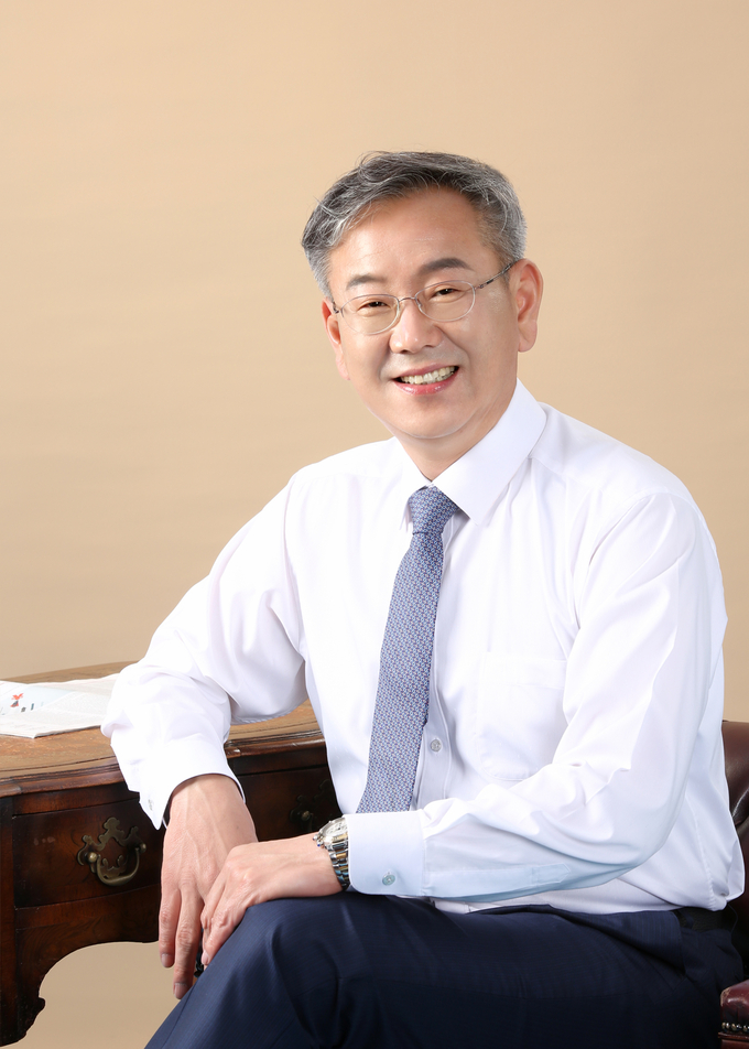 구호보다 행동으로 실천하는 환경운동가 이경률 환경실천연합 회장