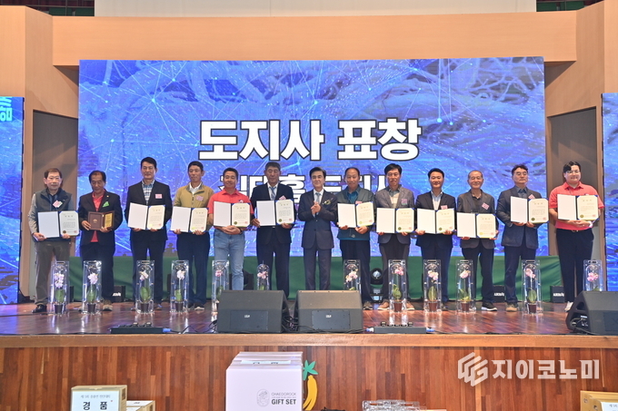 충남도 농업기술원, 금산군 종합실내체육관에서 ‘제5회 충남 품목농업인연구회 전진대회’