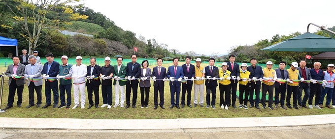 진주시는 13일 대곡파크골프장 개장식을 열었다. (진주시 사진제공)