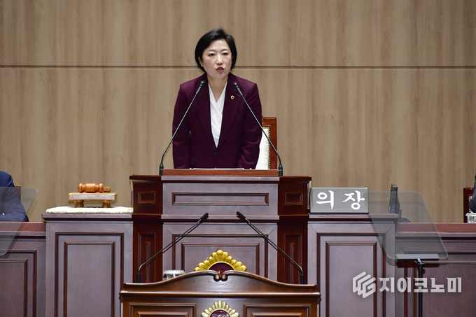 신수정 시의장. 광주시의회 제공