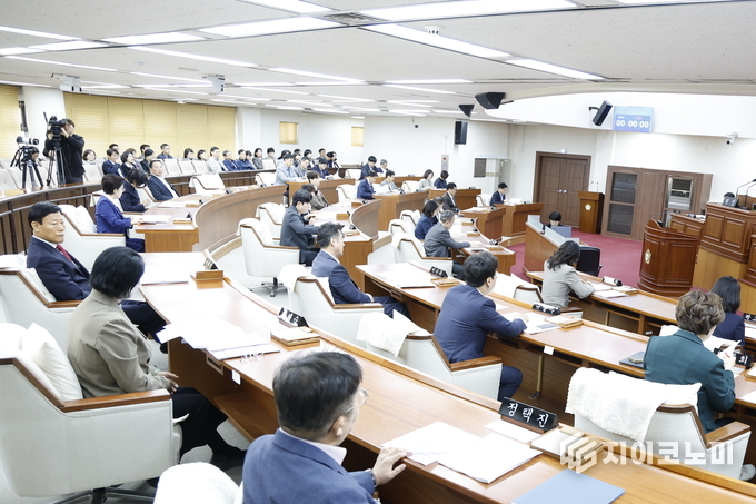 양천구의회 본회의 모습.  양천구의회 제공.