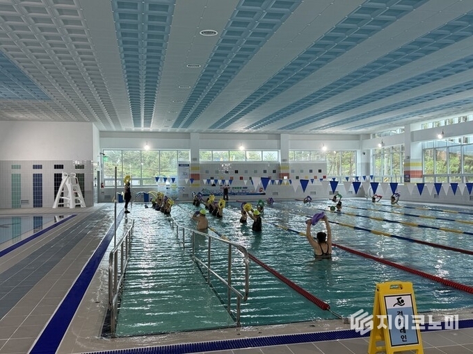 함평실내수영장. 함평군 제공