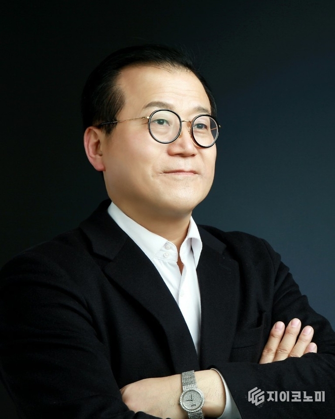 한국미디어그룹 이성용회장이 북마리아나 제도관광청으로부터 공식적으로 ‘마리아나 관광 홍보대사’로 위촉됐다.(▲이성용회장_한국미디어그룹). /사진=지이코노미