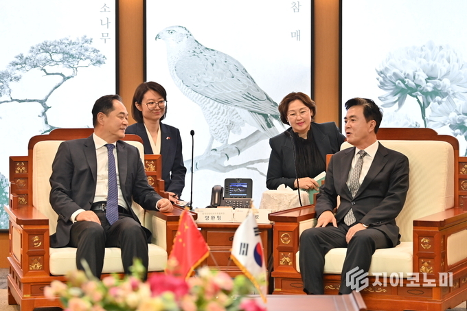 김태흠 지사, 양완밍 중국인민대외우호협회장 접견, 문화·예술 교류 강화