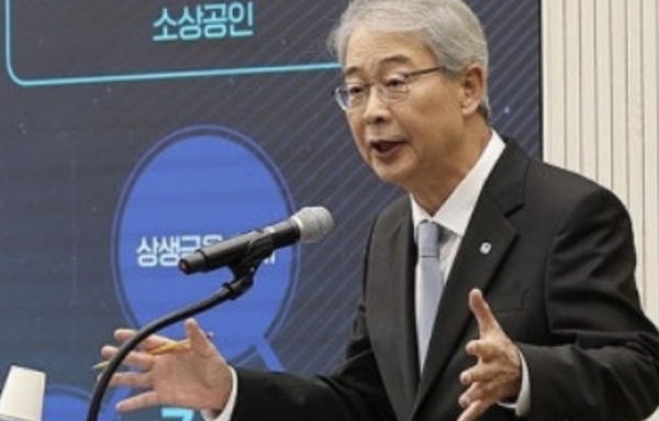 [뉴스룸 시선] 우리은행 노조 ‘불용 컴퓨터 이권’, 공공성에 그림자를 드리우다