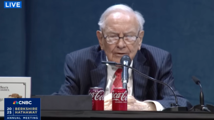 버핏의 버크셔, 'AI 거품' 논란 속 알파벳에 투자