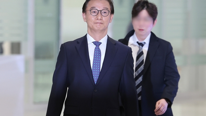 이 대통령, '통일교 의혹' 전재수 해수장관 사의 수용하기로