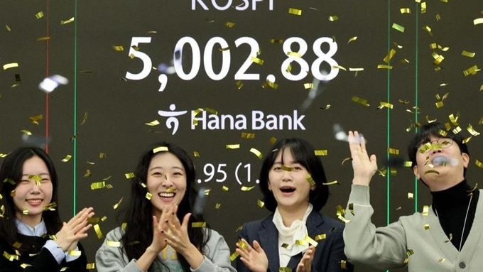 [뉴스룸 시선] 오천피가 정치의 품격을 묻다