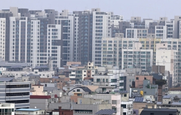 양도세 중과 임박…분당·과천까지 매물 확대, 무주택자 셈법 복잡