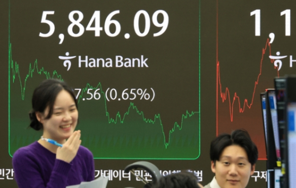 한국 개인투자자, 상승장에 레버리지 쏠림…외신 “위험 신호”