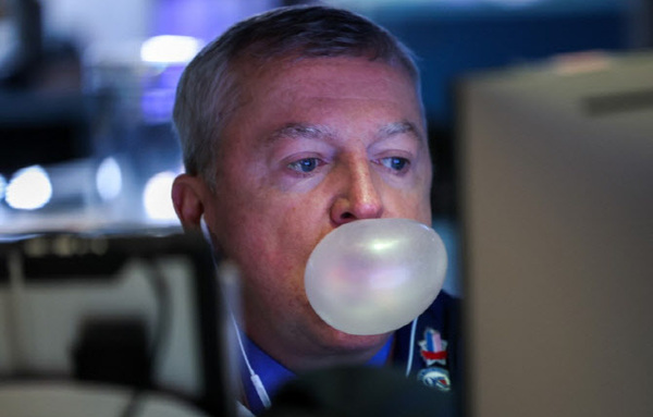 WTI 80달러 돌파에 뉴욕증시 급락…다우 1000포인트 하락