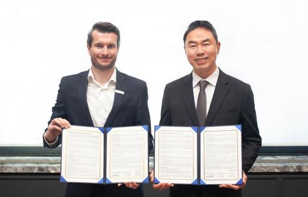 현대백화점, 프랑스 ‘봉마르셰’와 손잡고 미식 콘텐츠 강화