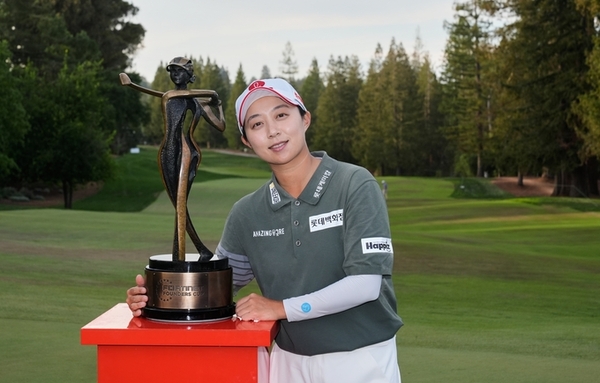 김효주, LPGA 투어 파운더스컵 '와이어 투 와이어' 우승…11년 만에 패권 탈환하며 통산 8승 기록