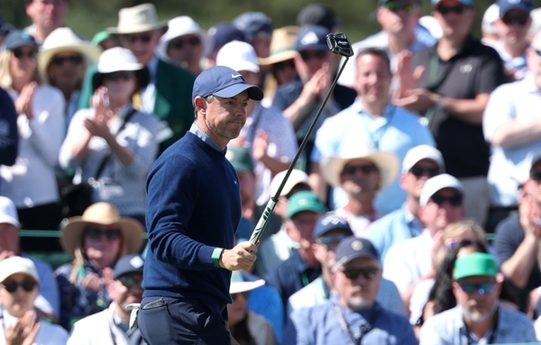 '디펜딩 챔피언' 맥길로이, 마스터스 1R 공동 선두로 2연패 시동