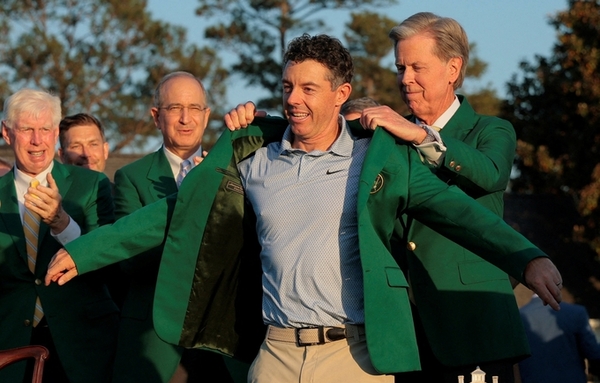 로리 맥길로이, 마스터스 2연패…2002년 타이거 우즈 이후 24년 만에 2년 연속 ‘그린 재킷’