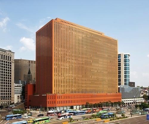 서울스퀘어, 1조2800억 원에 매각...한국투자리얼에셋운용 품으로 - 뉴스 썸네일 이미지