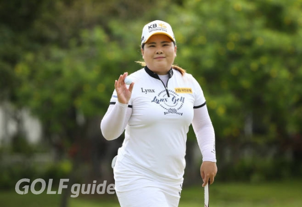 LPGA 투어 롯데챔피언십 2R에서 공동 4위에 자리한 박인비