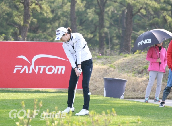 CreaS F&C 제40회 KLPGA 챔피언십 1R 안시현 온힘을 다해...