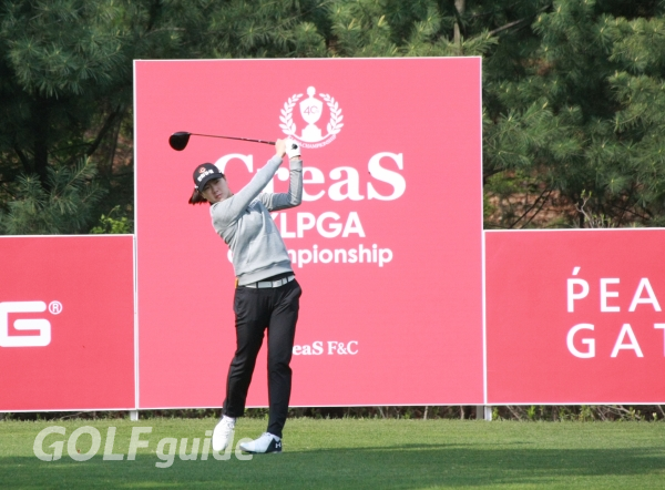 CreaS F&C 제40회 KLPGA 챔피언십 1R 이정민 티 샷