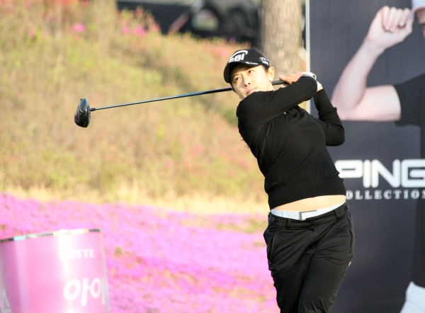 CreaS F&C 제40회 KLPGA 챔피언십 1R 정연주 1번홀 티 샷