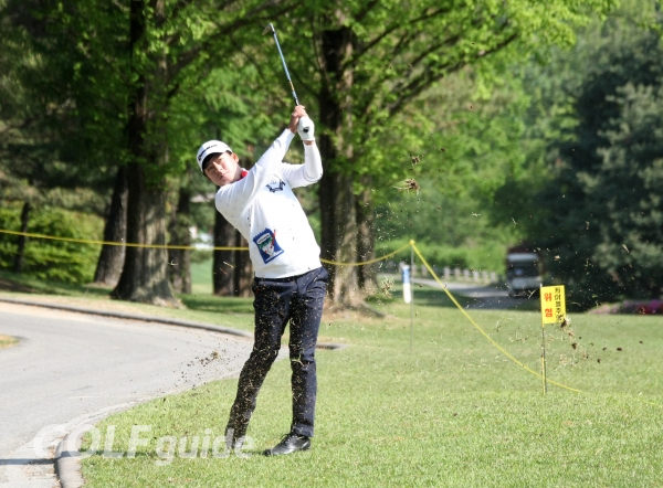 제37회 GS칼텍스 매경오픈 1R 김승혁 세컨 샷