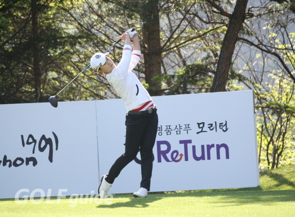 제5회 교촌 허니 레이디스 오픈 1R 김혜진 13번홀 티 샷
