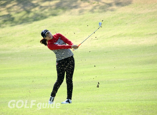 제5회 교촌 허니 레이디스 오픈 1R 유수연 세컨 샷