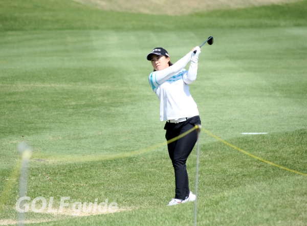 제5회 교촌 허니 레이디스 오픈 1R 김해림 세컨 샷