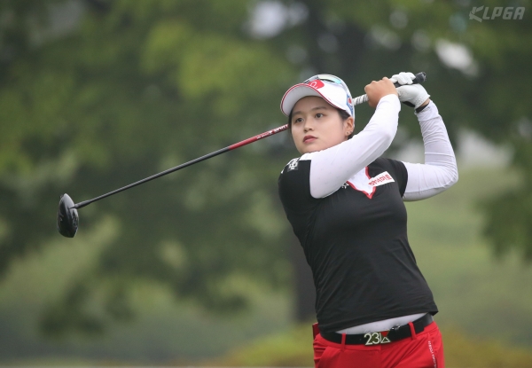 두산매치플레이에서 2승을 챙기며 16강을 확정지은 최혜진(19, 롯데골프단)