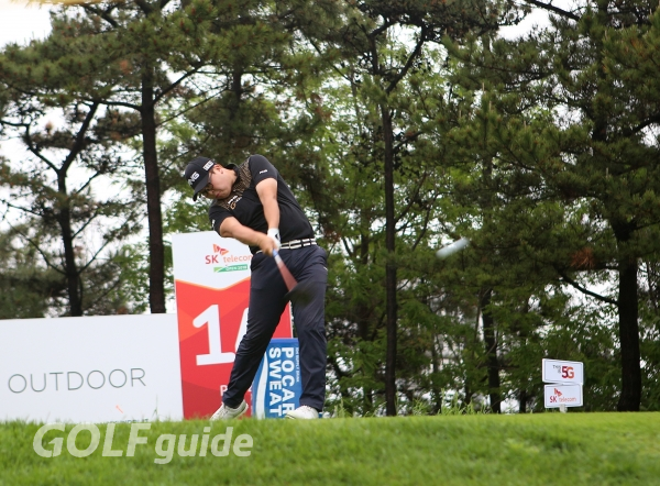 SK telecom OPEN 2018 1R 황중곤 티 샷