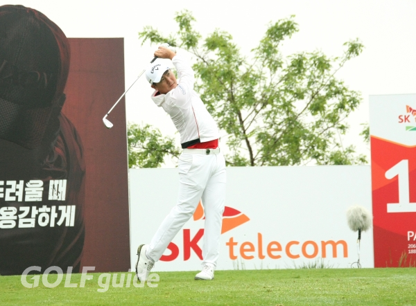 SK telecom OPEN 2018 12번홀 최고웅 티 샷
