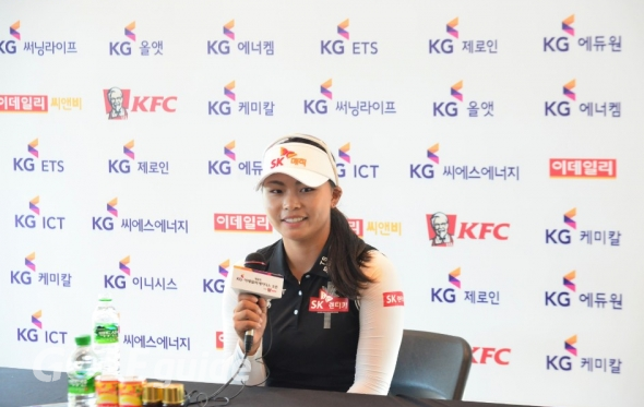 제8회 KG · 이데일리 레이디스 오픈 with KFC 1R 김지영2 인터뷰