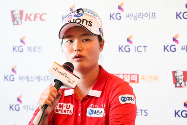 우승 인터뷰하는 정슬기 (KLPGA 제공)