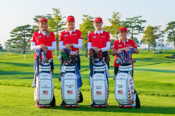 UL 인터내셔날 크라운 공식포토콜에 임하는 미국팀선수들 ( 왼쪽부터 Lexi Thompson. Michelle Wie. Jessica Korda. Cristie Kerr )