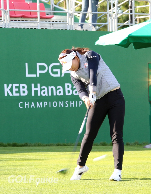 2018 LPGA KEB하나은행챔피언십 1R 김지영2 티 샷