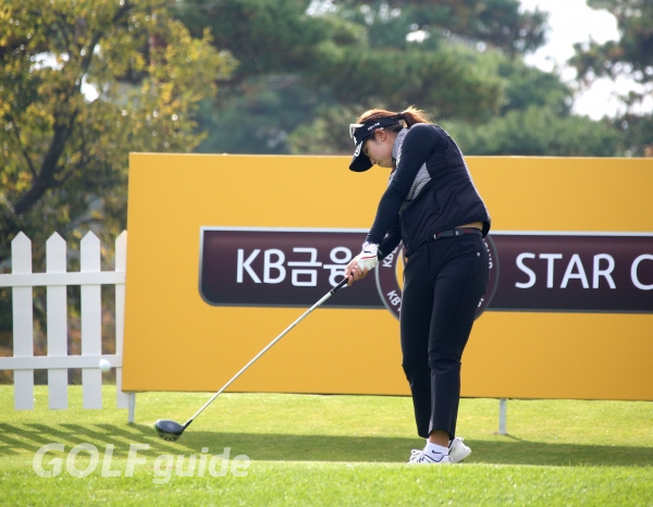 KB금융 스타챔피언십 1R 한진선 티 샷