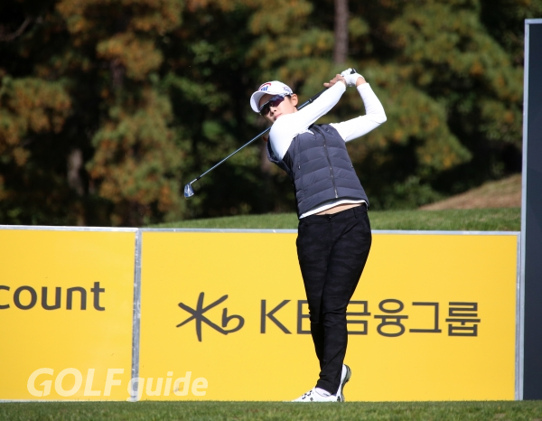 KB금융 스타챔피언십 2R 정연주 티 샷