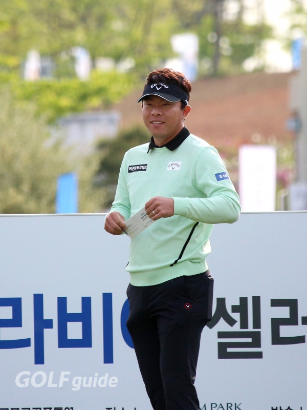 제2회 휴온스 엘라비에 셀러브리티 프로암 1R 10번홀 맹동섭