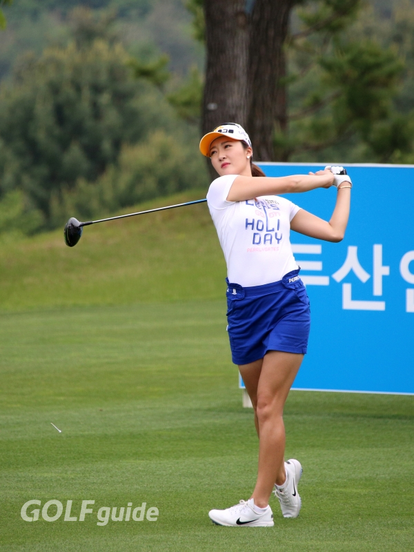 2019 두산 매치플레이 챔피언십 1R 8번홀 오지현 티 샷