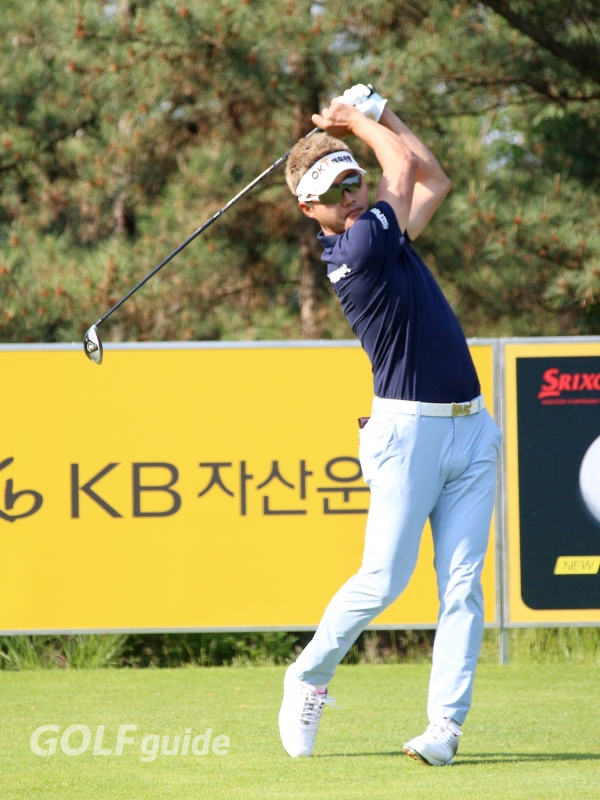 KB금융 리브챔피언십 1R 이태희 티 샷