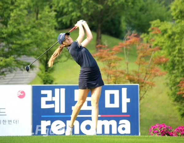비씨카드 · 한경 레이디스컵 2019 Luiza ALTMANN 티 샷