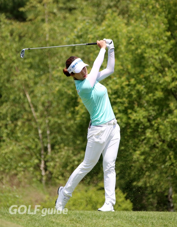 맥콜 · 용평리조트 오픈 with SBS Golf 1R 이승현 티 샷