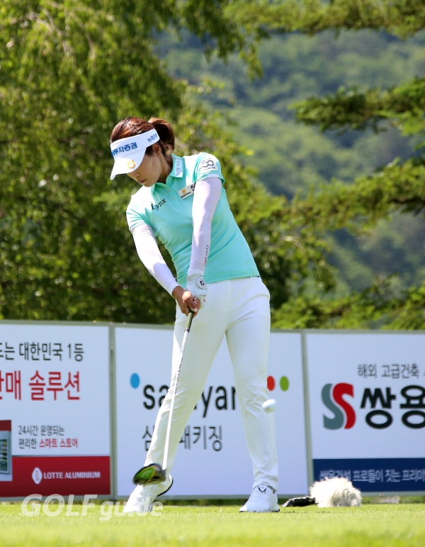 맥콜 · 용평리조트 오픈 with SBS Golf 1R 이승현 티 샷