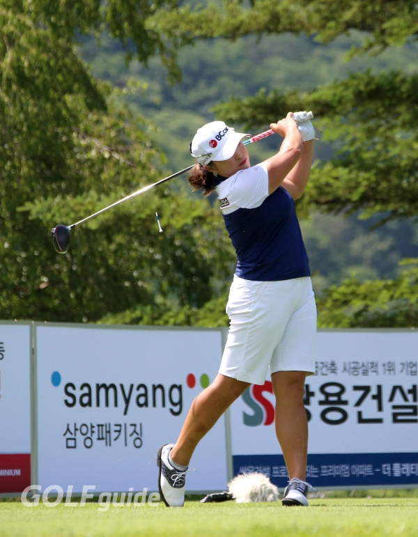 맥콜 · 용평리조트 오픈 with SBS Golf 1R 장하나 티 샷