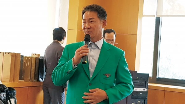 클럷 챔피언십 33회 우승이라는 대기록을 달성한 '정환' 회원